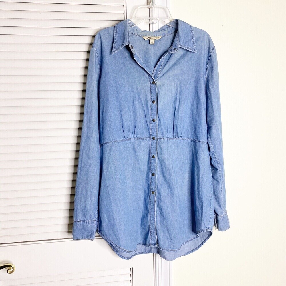 Cabi Jeans Blue Denim Shirt Chambray Button Down Top Womens Medium